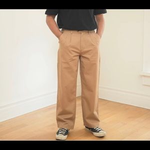 Kotn Strides Vintage Style Pleated High Waist Straight Leg Chinos 30 Waist.